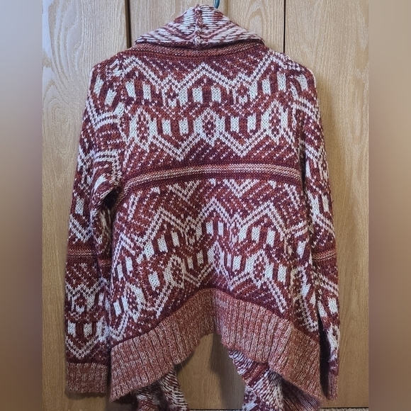 WOW Couture Aztec‎ cardigan Size M - Picture 2 of 10